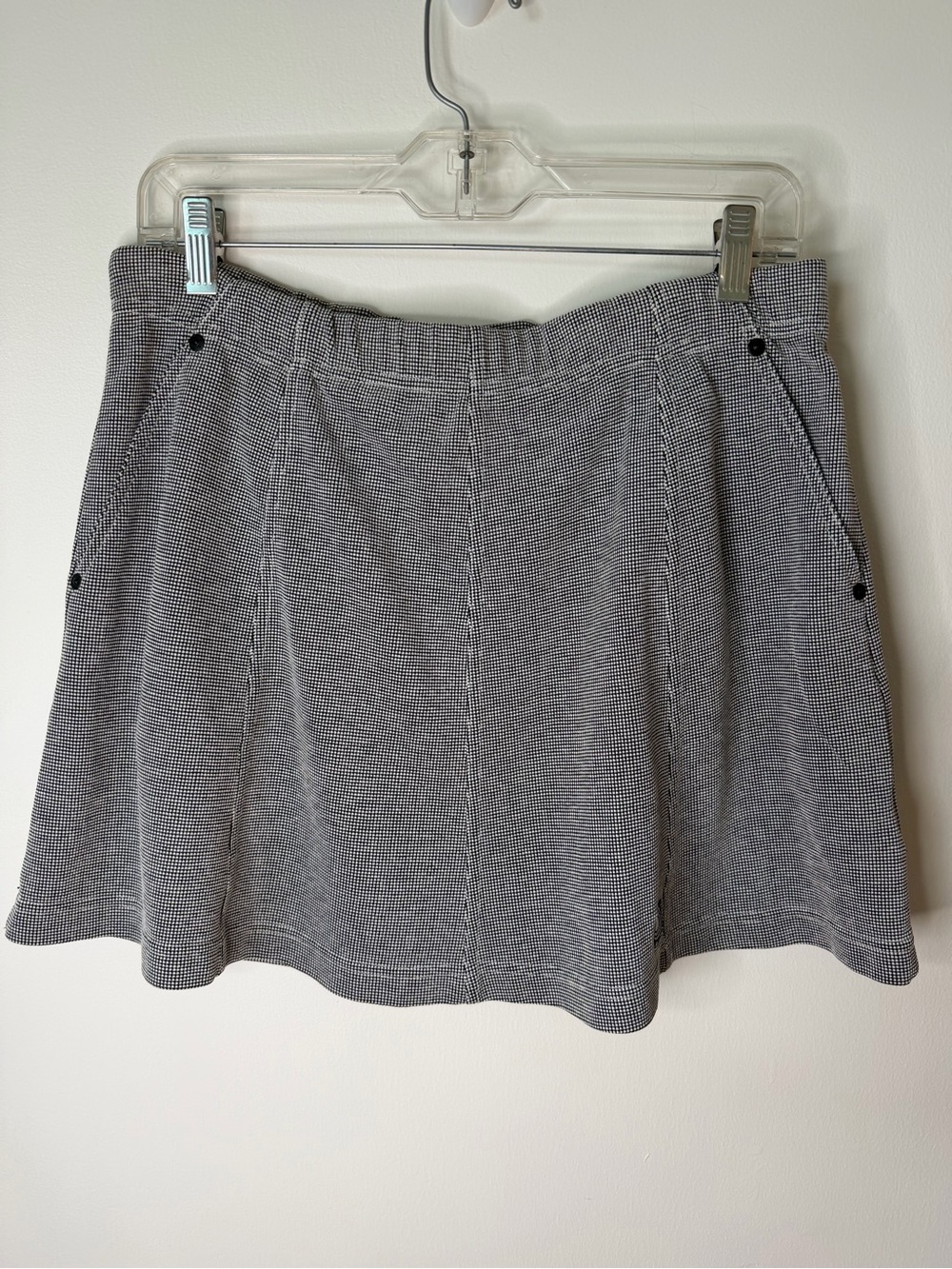 Jamie Sadock black white checkered tennis skirt built-in shorts size M sporty